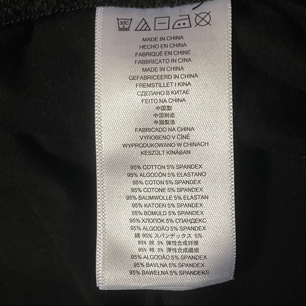 Michael Michael Kors Zipper Front Black Short Sleeve Maternity T-Shirt Size OX - Picture 6 of 9